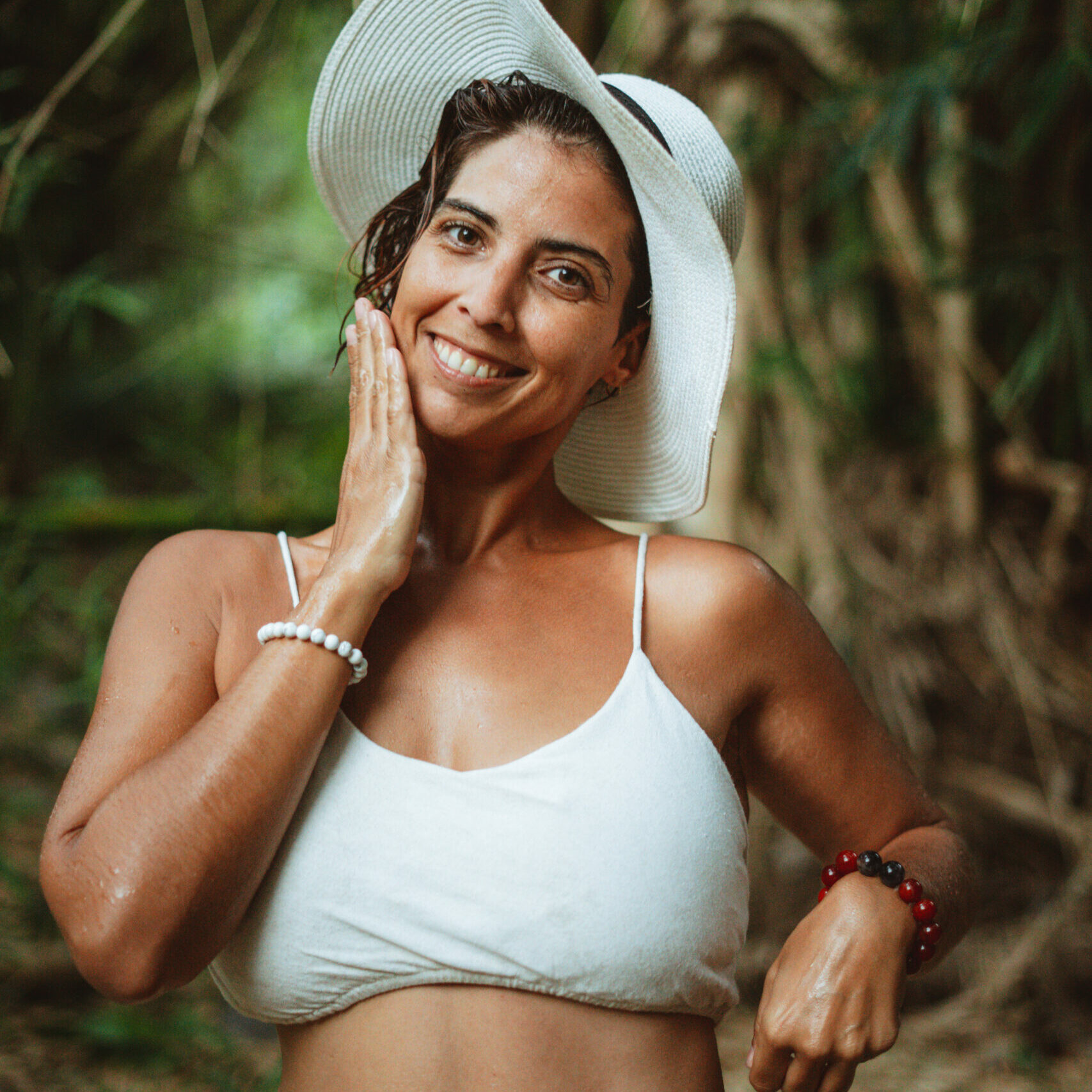 Yoga,Bien-être,Soin holistique,massages,m'on too,accueil,danses